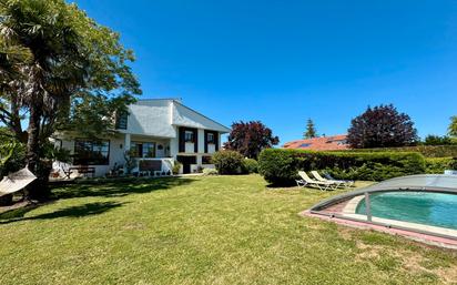 Jardí de Casa o xalet en venda en Zigoitia amb Jardí privat, Traster i Piscina