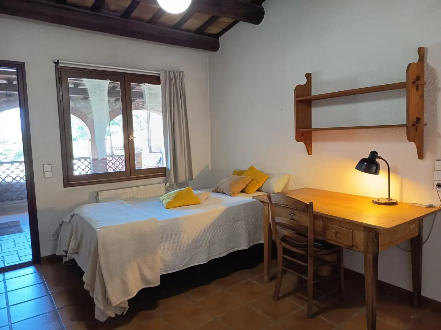 Habitación de Casa adosada en venta en Vilablareix con Calefacción, Terraza y Balcón