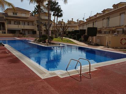 Piscina de Apartament en venda en Los Alcázares amb Jardí privat, Terrassa i Piscina comunitària