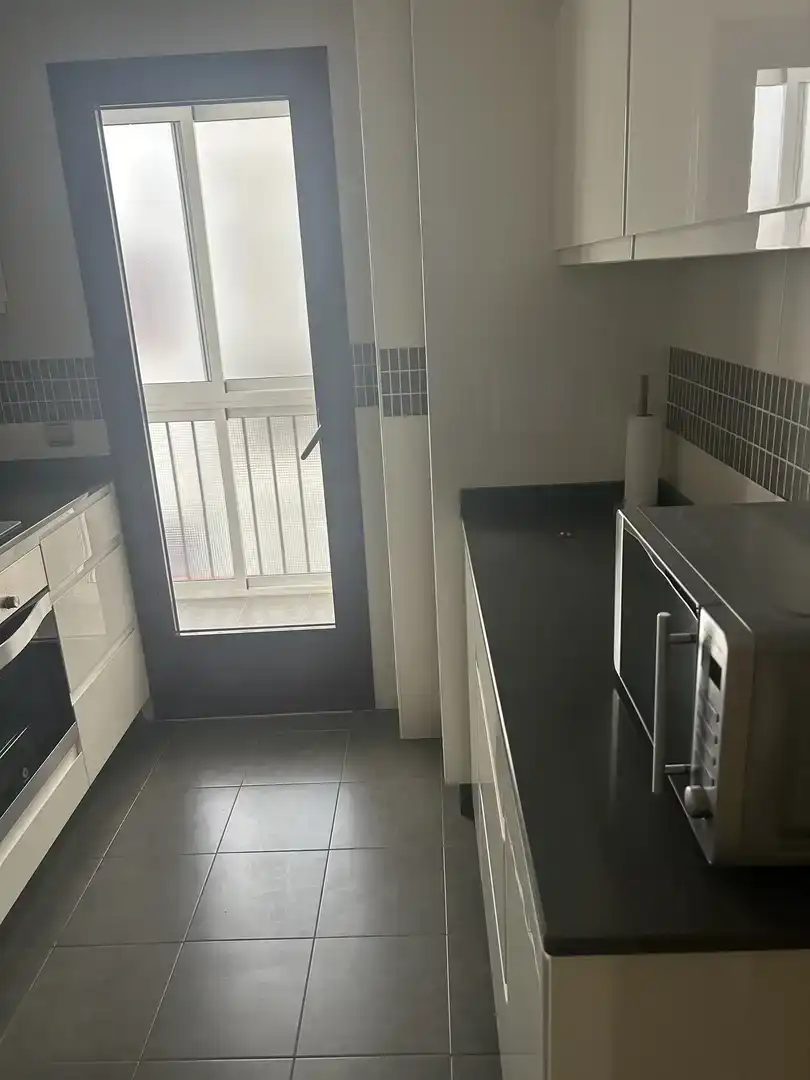 Cuina de Pis en venda en Jaén amb Aire condicionat i Moblat