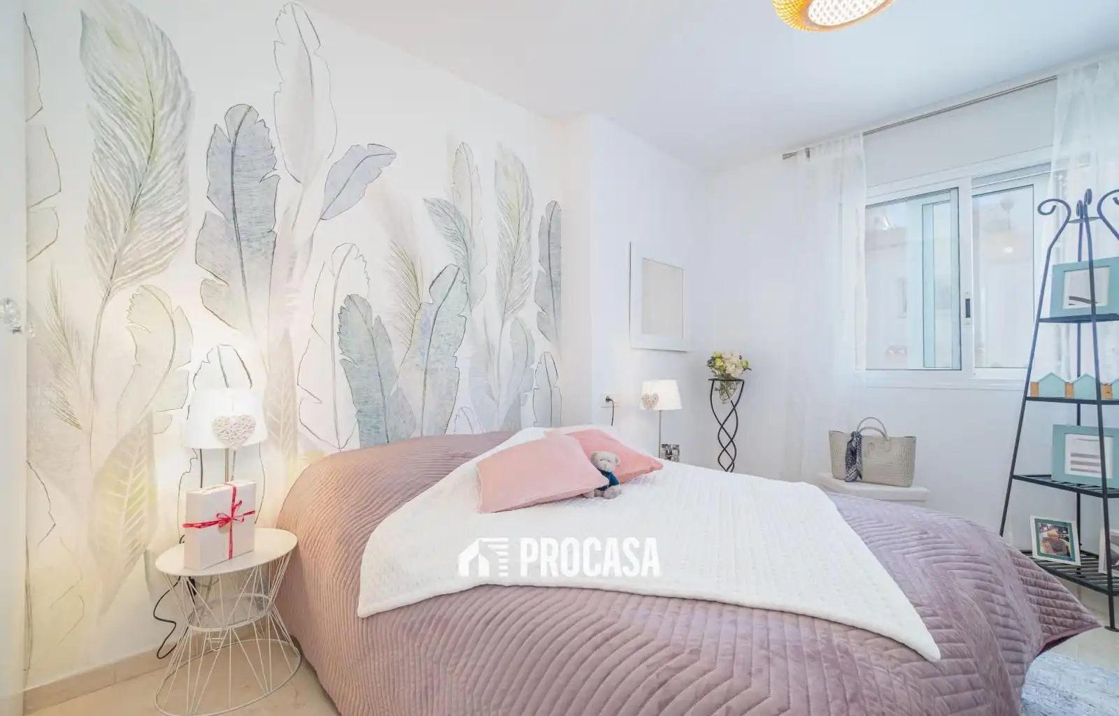 Schlafzimmer von Wohnung zum Verkauf in Empuriabrava mit Klimaanlage, Heizung und Terrasse
