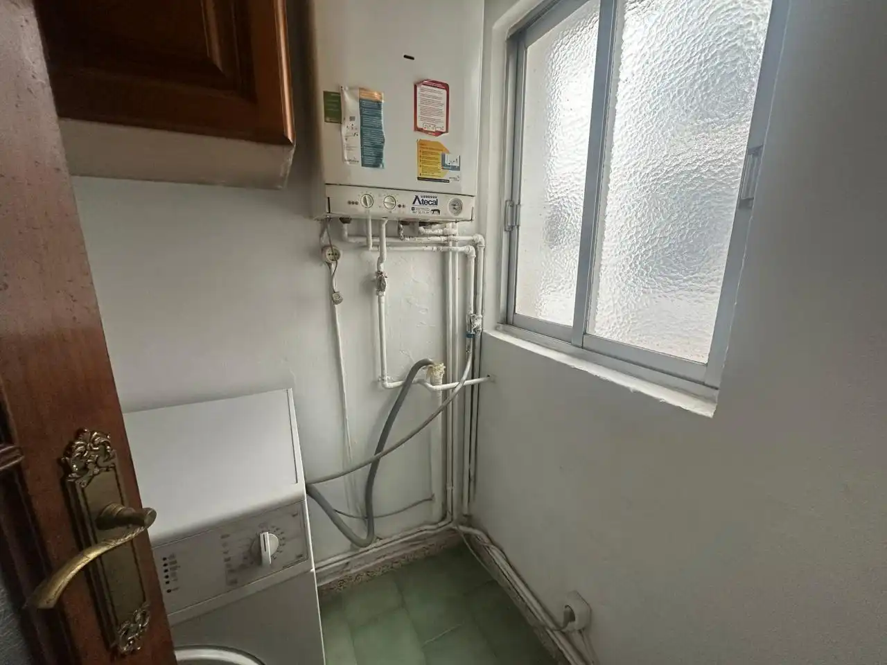 Baño de Piso en venta en León Capital  con Calefacción, Parquet y Terraza