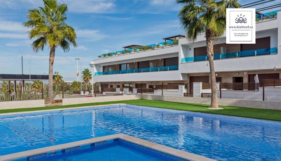 Foto 1 de Casa adosada en venda a Calle Teide, 2-72, Los Balcones - Los Altos, Alicante