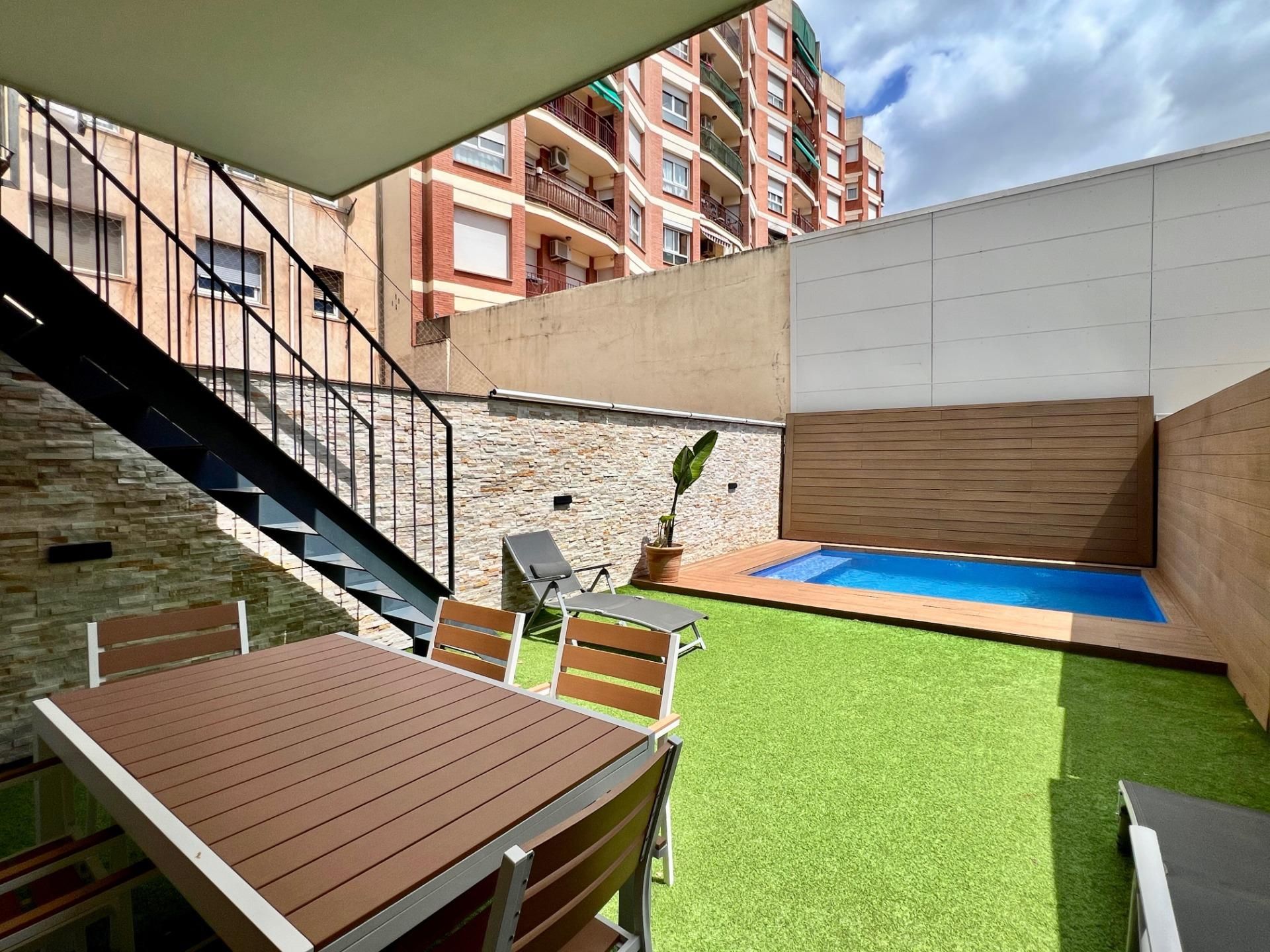 Terrace of House or chalet for sale in Sabadell  with Air Conditioner, Heating and Private garden