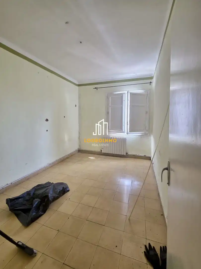 Sala de estar de Piso en venta en  Logroño con Calefacción