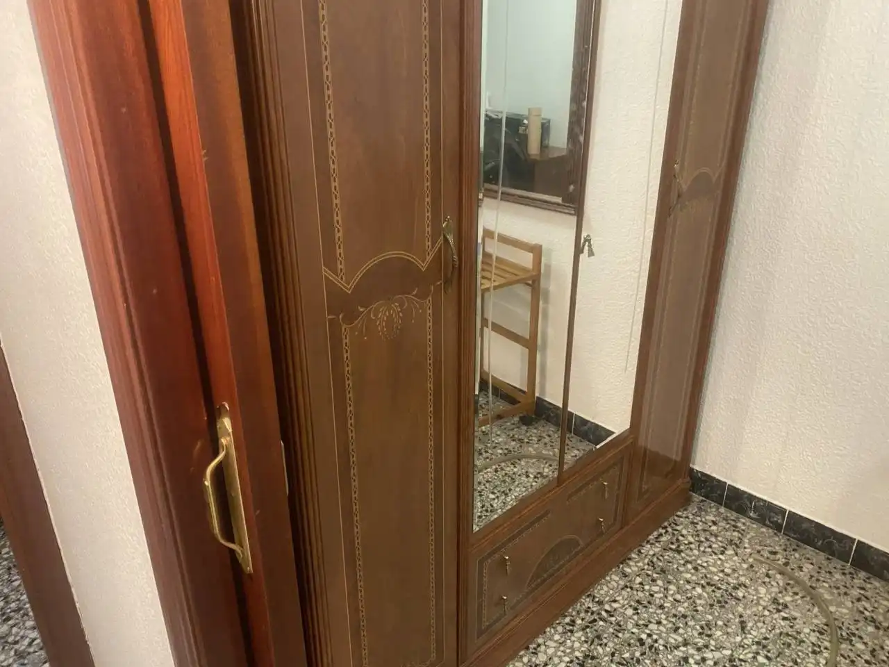 Habitación de Piso en venta en Cornellà de Llobregat con Balcón