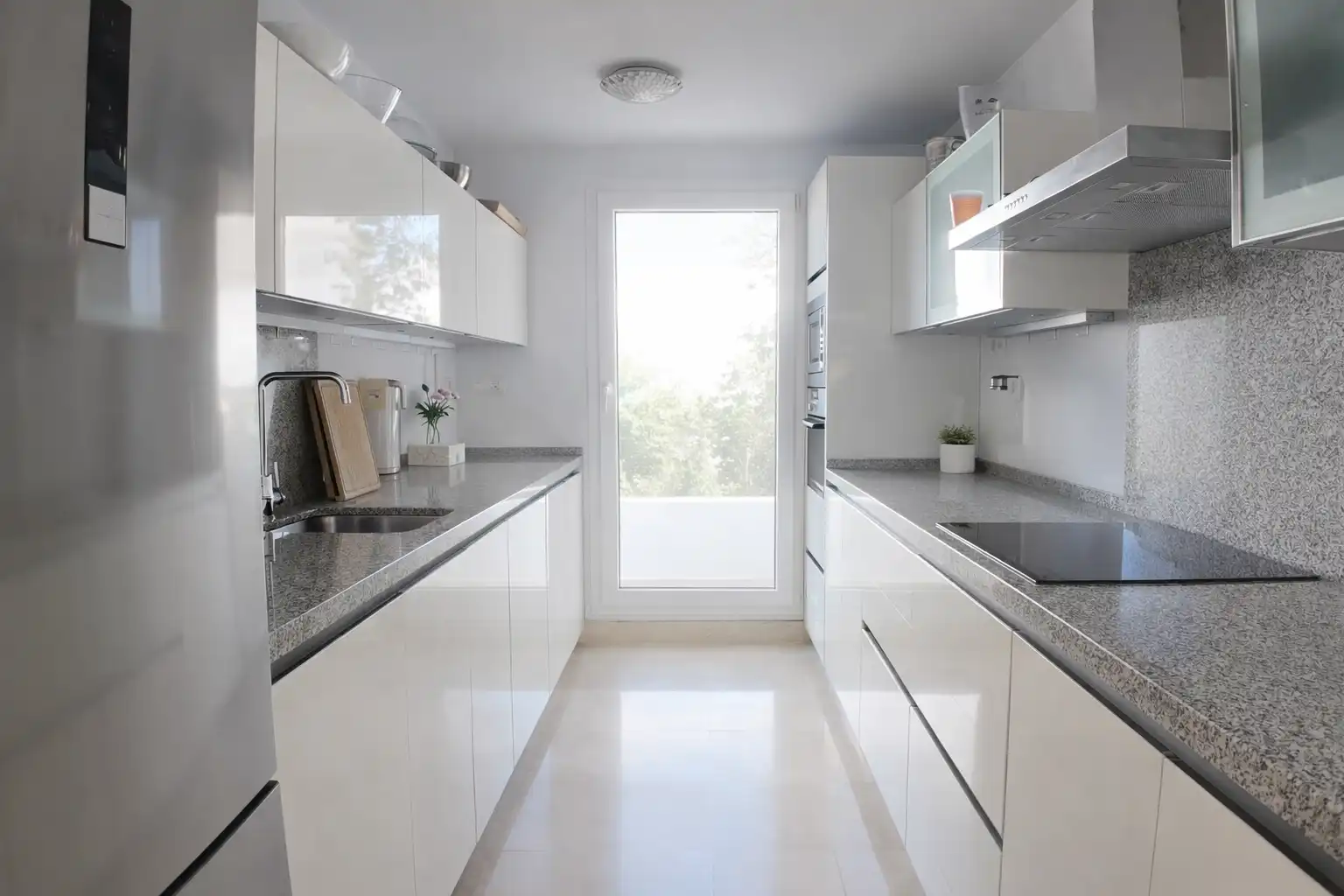 Apartament amb terrassa en venda a Nueva Andalucía, imagen 13