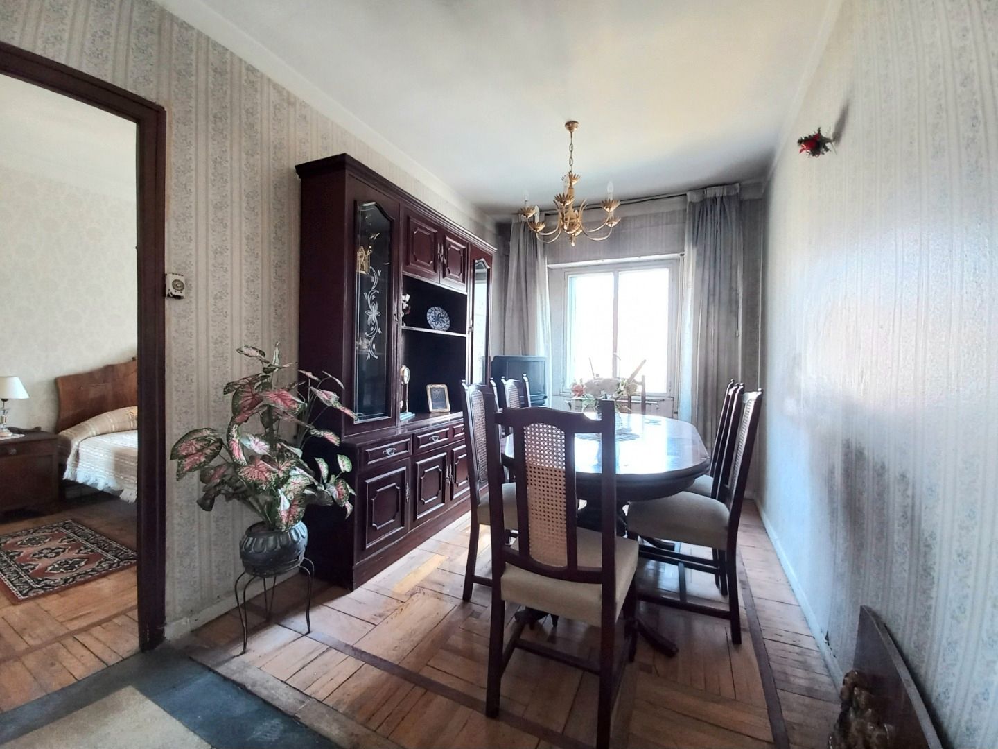Comedor de Piso en venta en Burgos Capital con Calefacción y Parquet