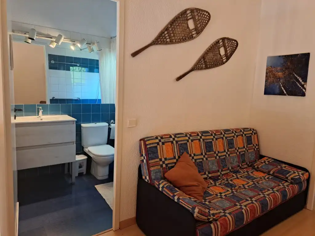 Baño de Dúplex de alquiler en Puigcerdà con Calefacción, Parquet y Terraza
