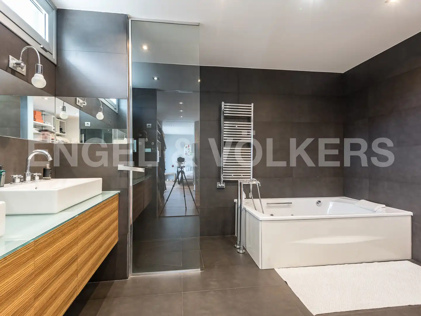 Baño de Casa o chalet en venta en Barcelona con Aire acondicionado, Calefacción y Jardín privado
