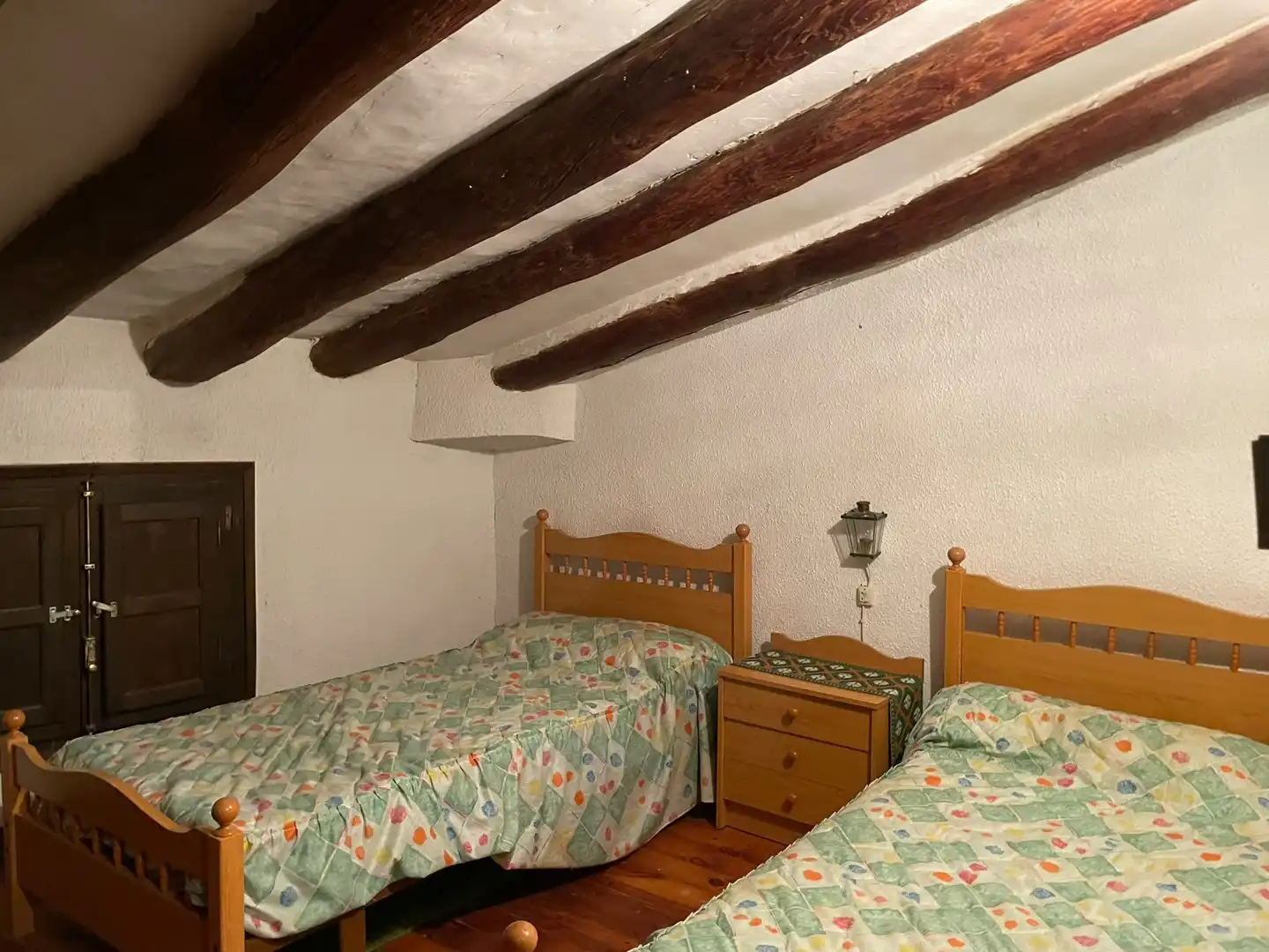 Habitación de Casa adosada en venta en Uncastillo con Terraza, Trastero y Amueblado