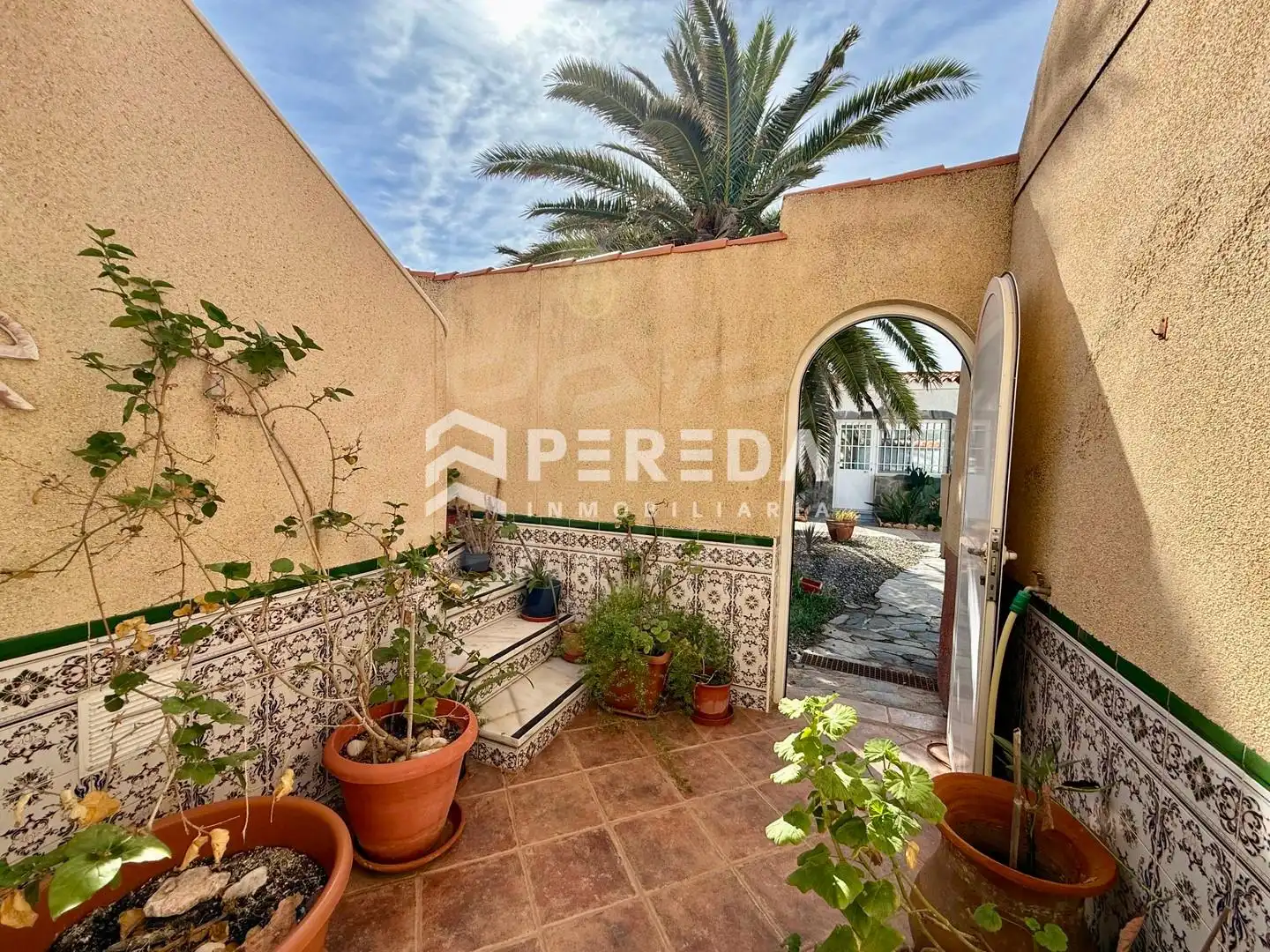 Garden of Houses for sale in Roquetas de Mar  with Terrace and Community pool