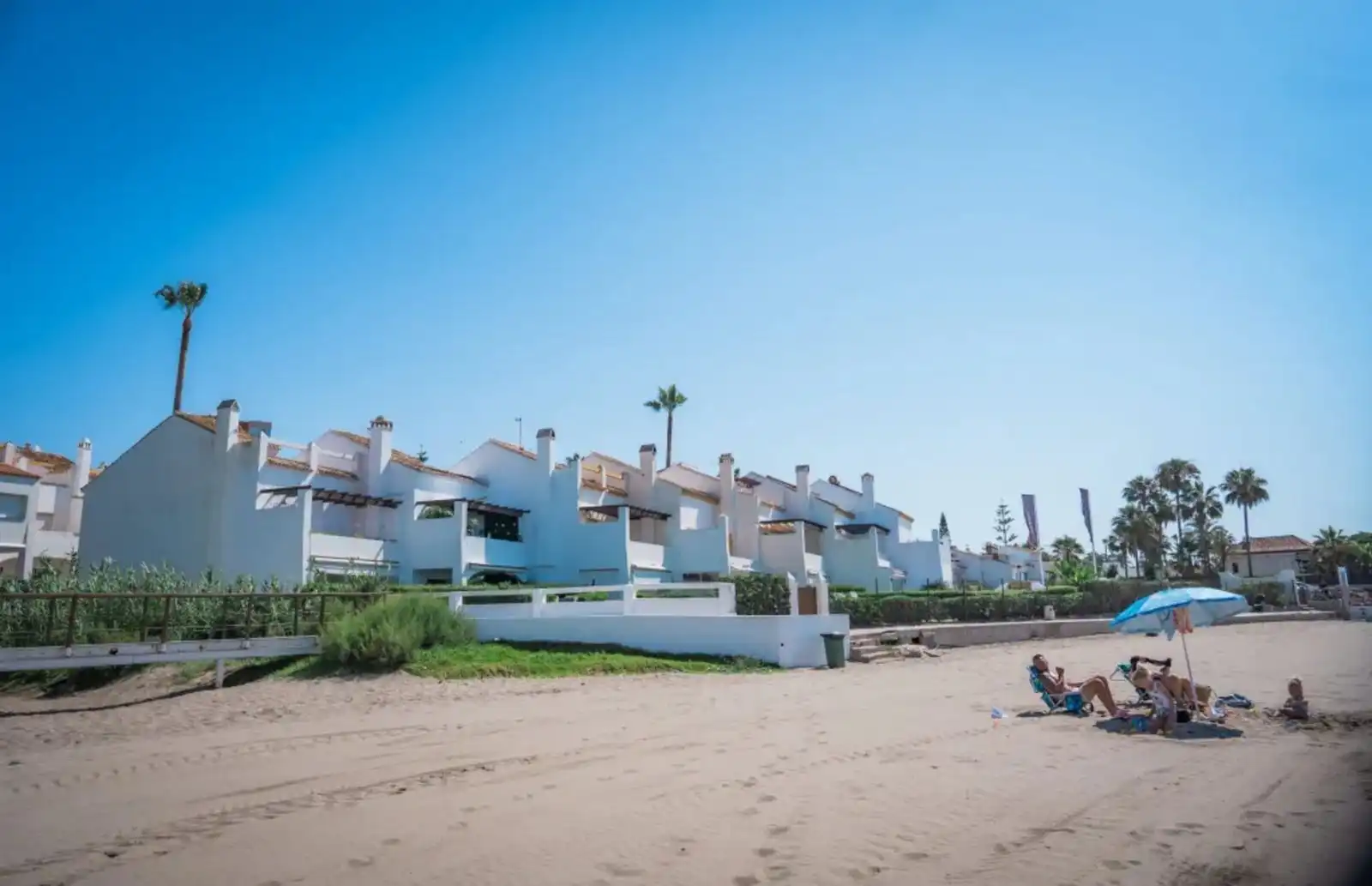 Adossat amb piscina en venda a Urbanización Las Chapas 123, imagen 6