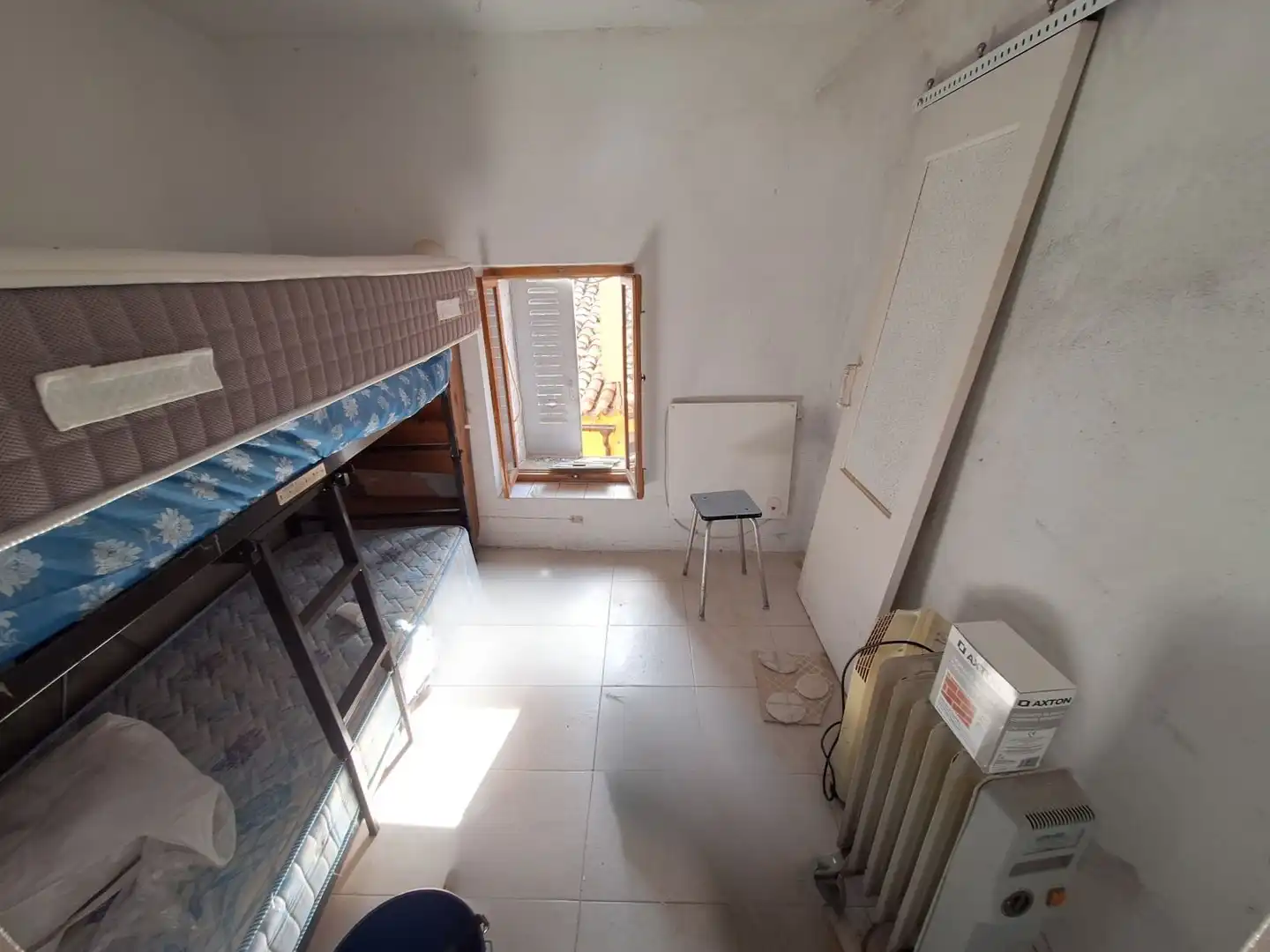 Schlafzimmer von Haus oder Chalet zum Verkauf in Navalperal de Pinares mit Heizung und Abstellraum