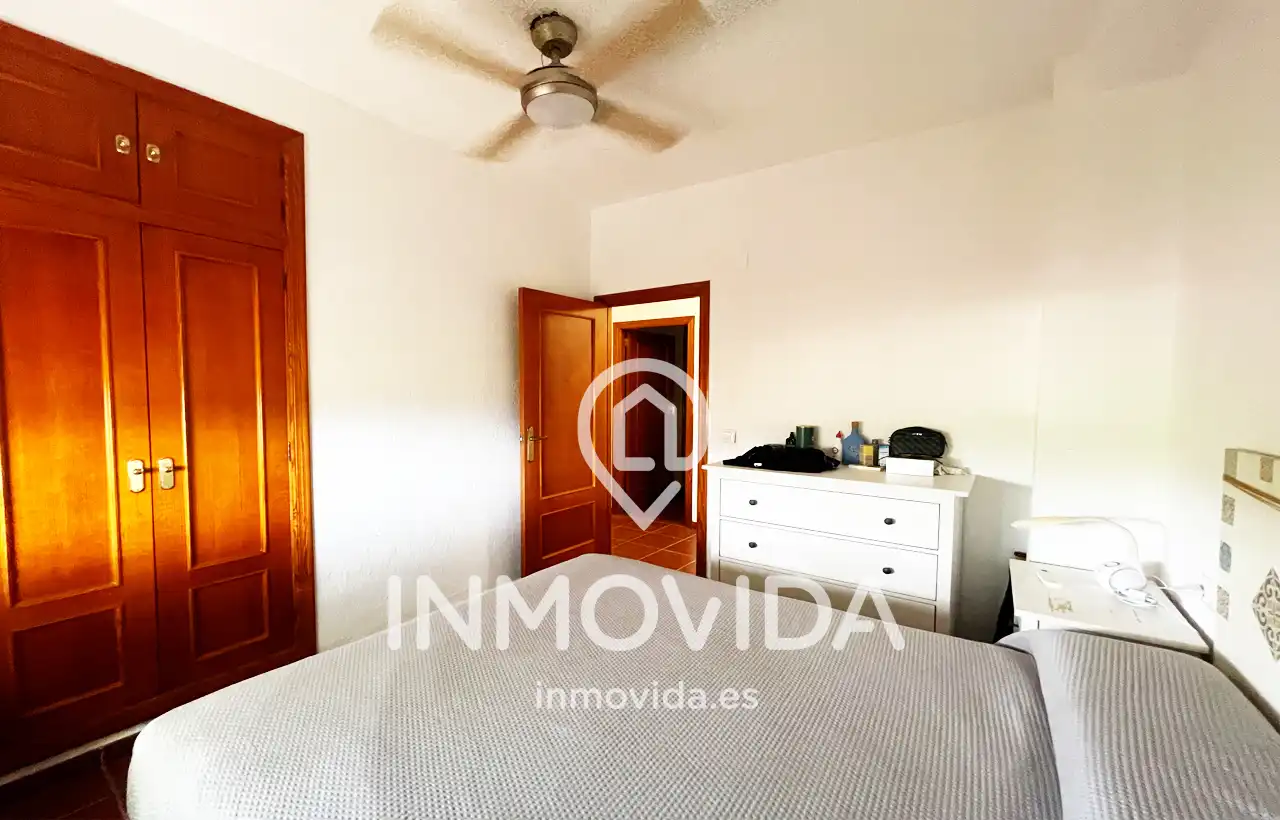 Dormitori de Casa o xalet en venda en Xàtiva amb Aire condicionat, Jardí privat i Terrassa