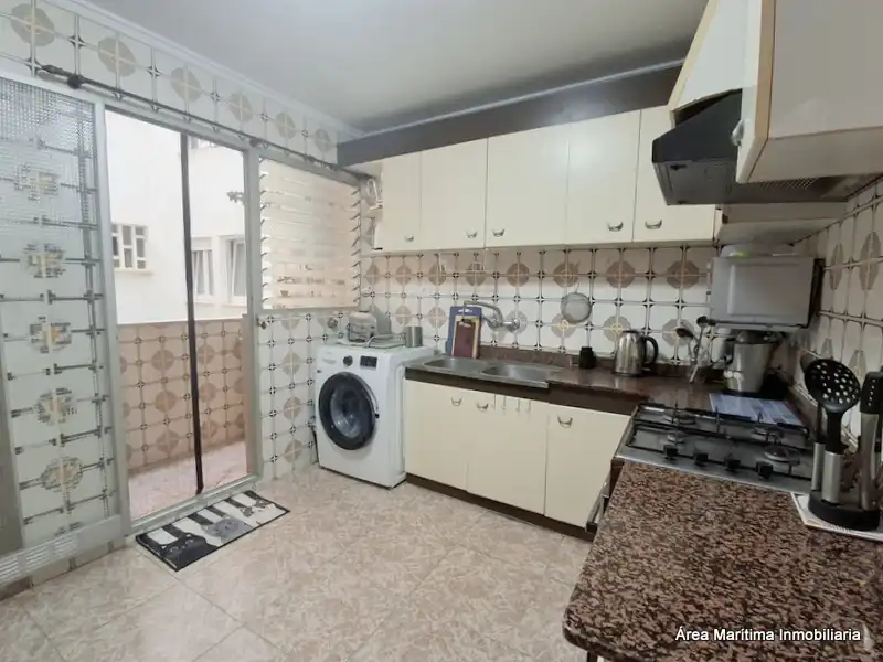 Kitchen of Flat for rent in Valencia  with Air Conditioner, Heating and Furnished
