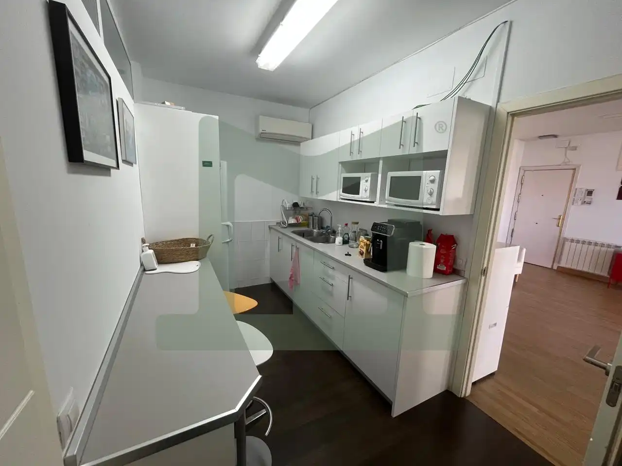 Kitchen of Office for rent in Madrid  with Furnished