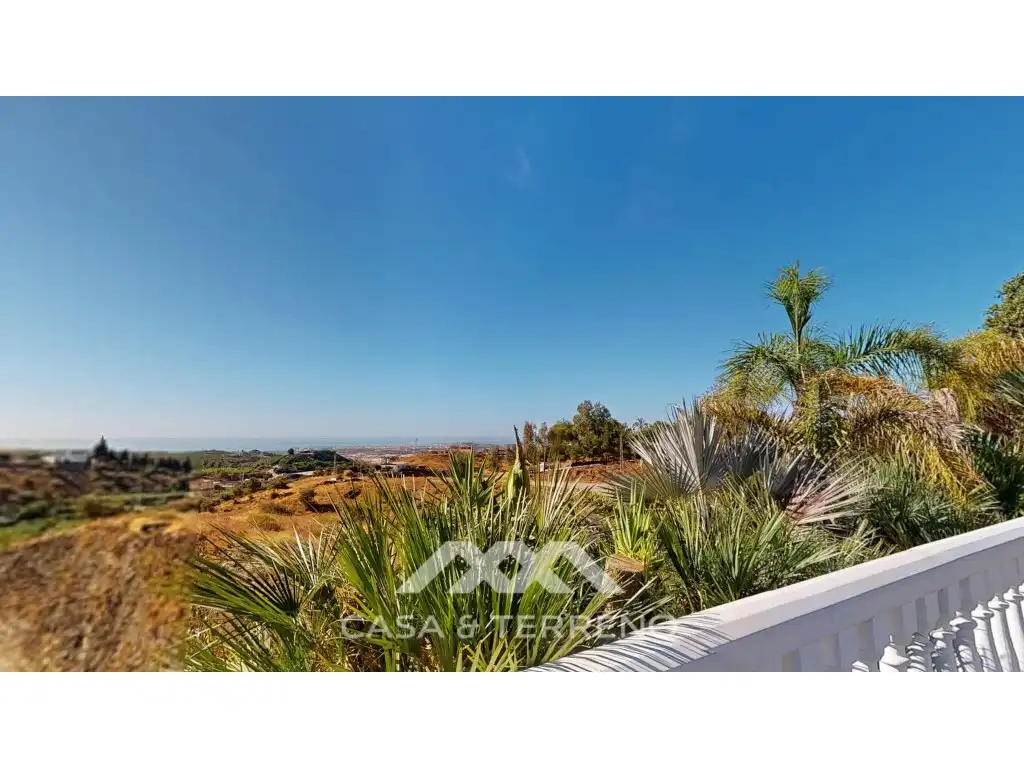 Vista exterior de Casa o chalet en venta en Vélez-Málaga con Jardín privado, Terraza y Piscina