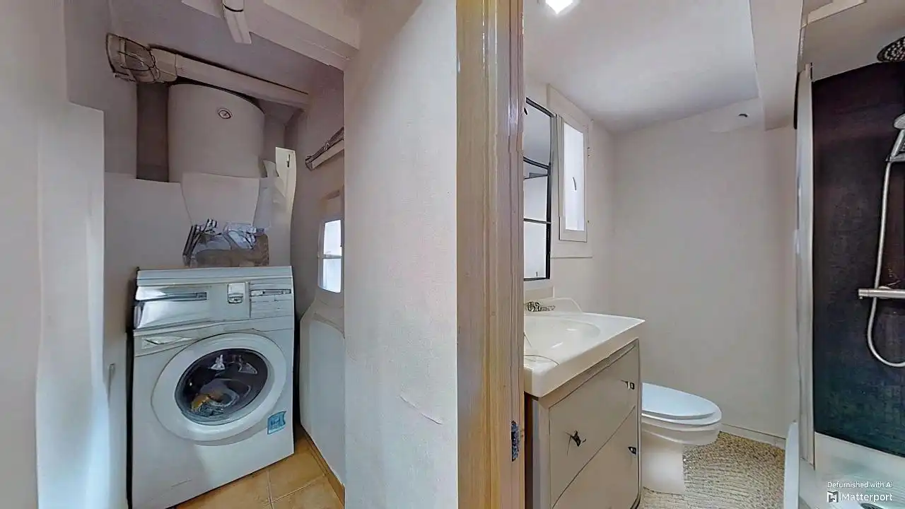 Bathroom of Flat for sale in Sant Martí