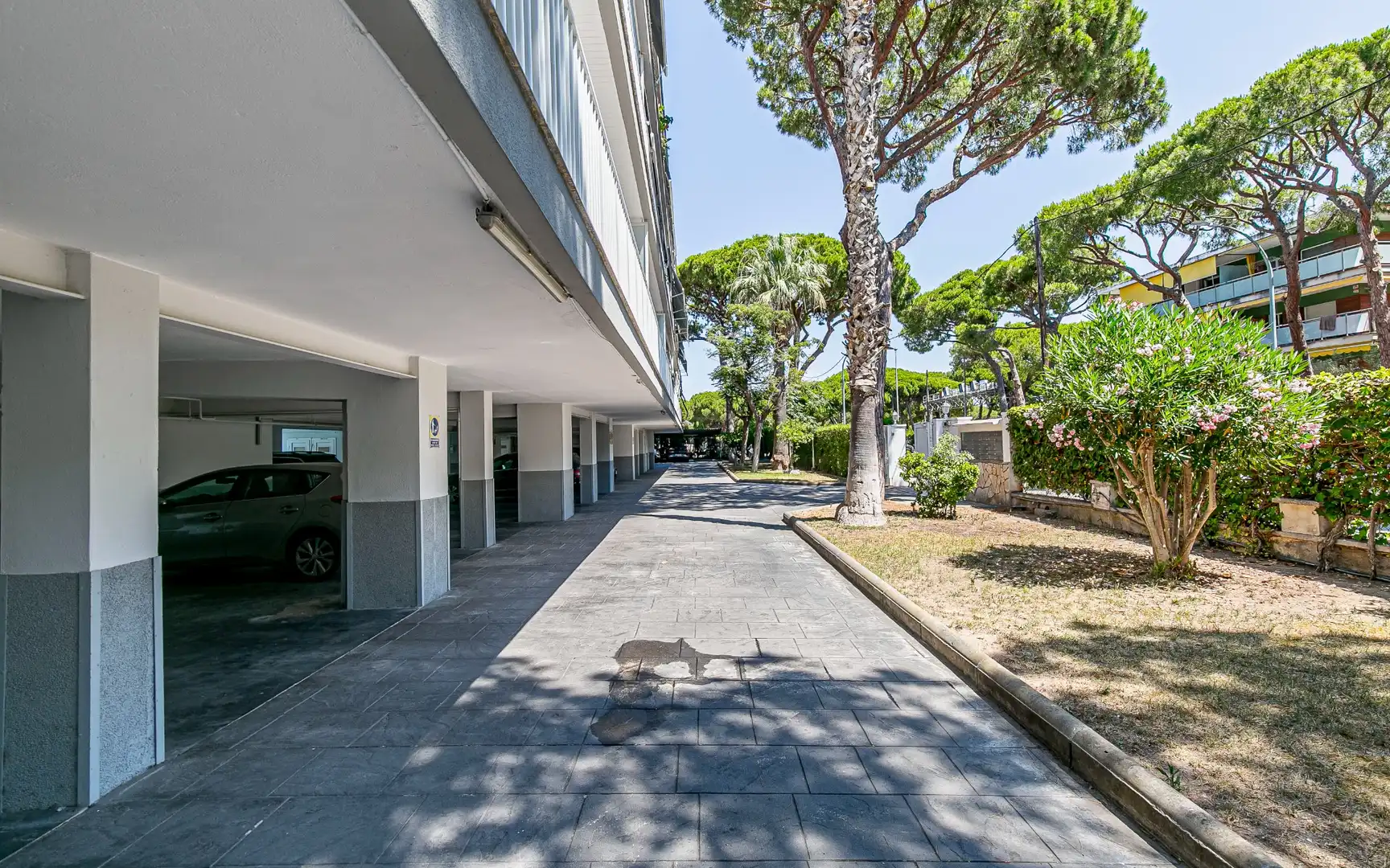 Exterior view of Flat for sale in Castelldefels  with Air Conditioner, Heating and Private garden