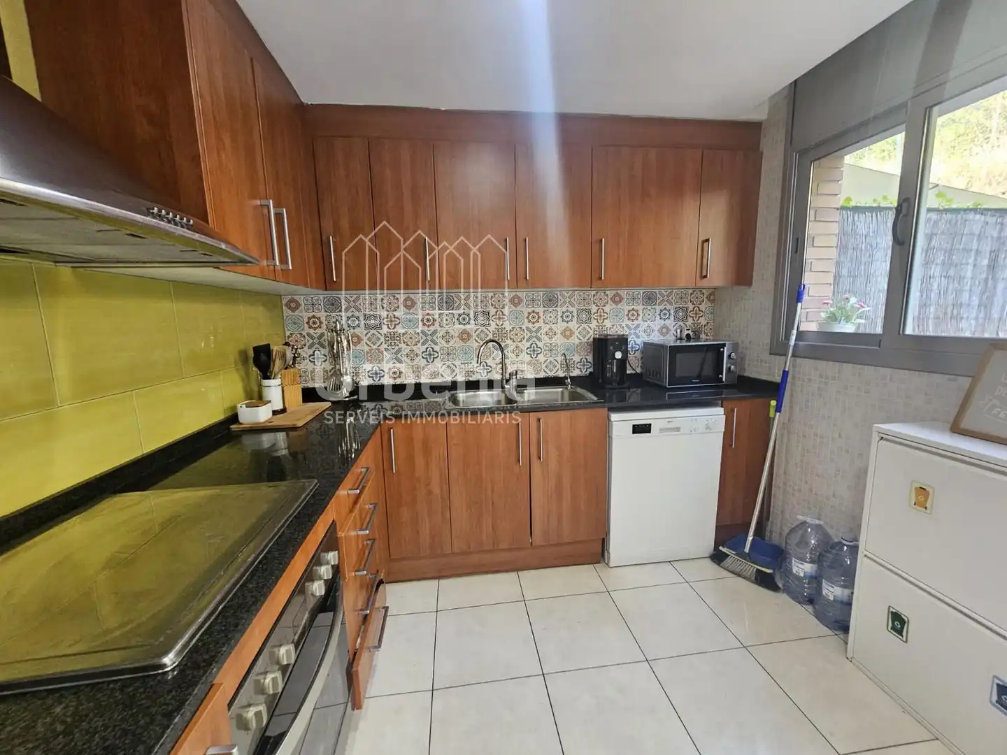 Kitchen of Houses for sale in Canet de Mar  with Air Conditioner, Heating and Terrace