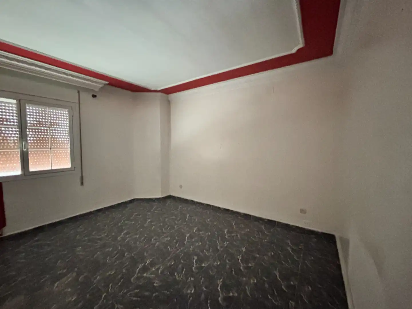 Houses for sale in Socuéllamos  with Private garden, Storage room and Alarm