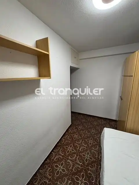 Schlafzimmer von Wohnung zur Miete in Madrid mit Klimaanlage und Möbliert