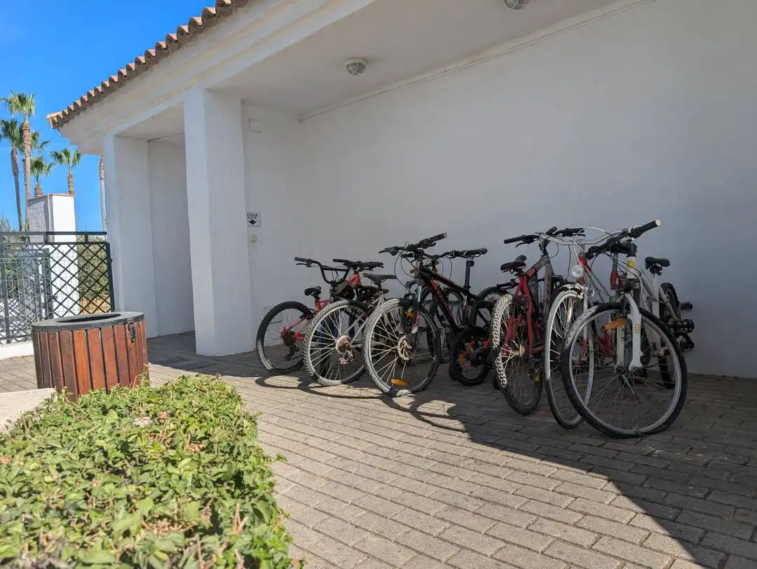 Parking of Attic for sale in La Alcaidesa  with Air Conditioner, Heating and Terrace