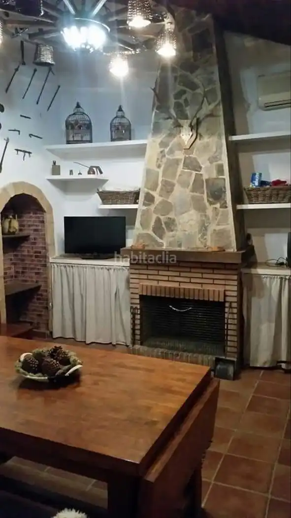 Adossat en venda a Calle Cerro del Hierro B 82