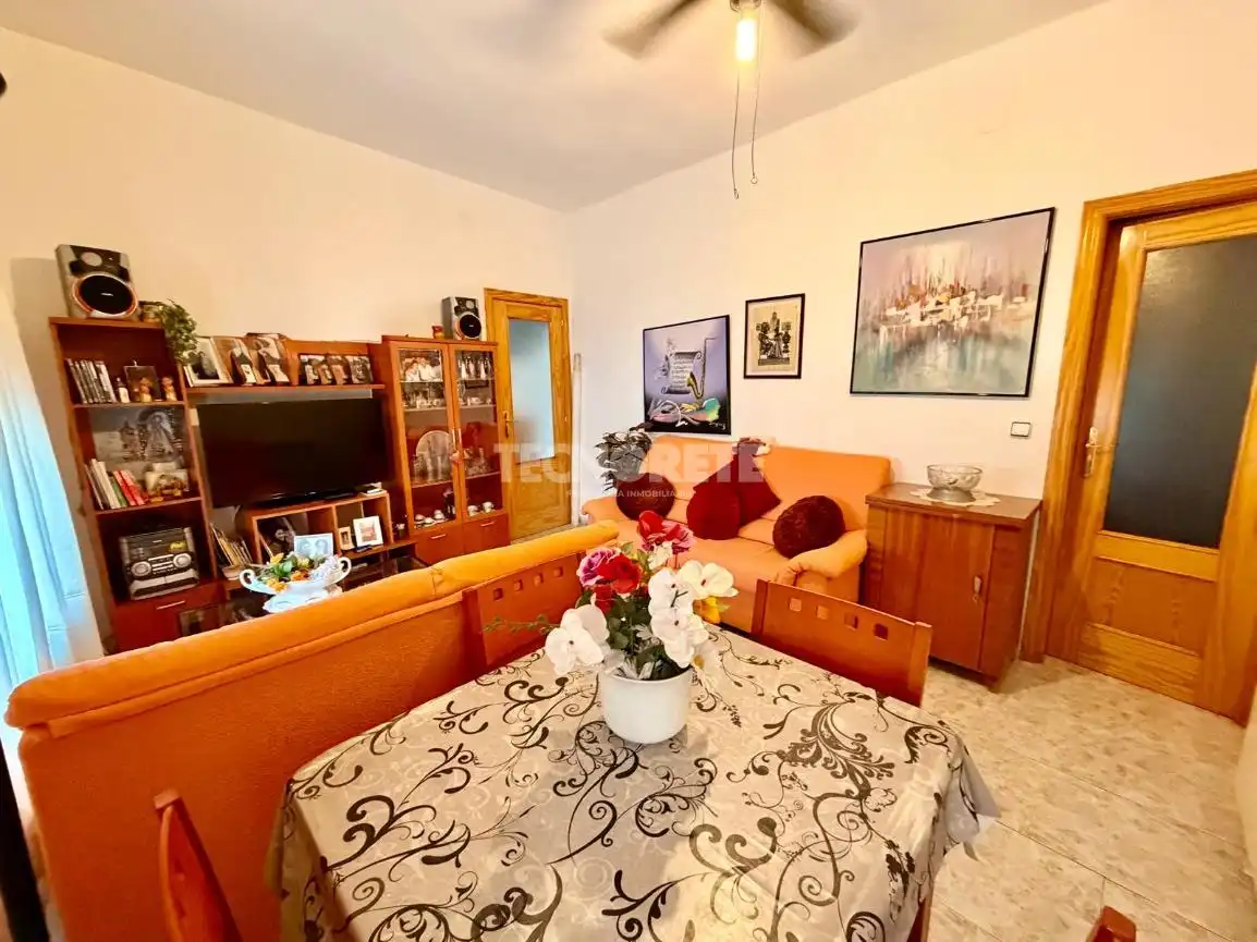 Sala de estar de Casa o chalet en venta en Añover de Tajo con Aire acondicionado y Amueblado