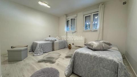 Photo 2 of Single-family semi-detached for sale in Orcasitas, Madrid