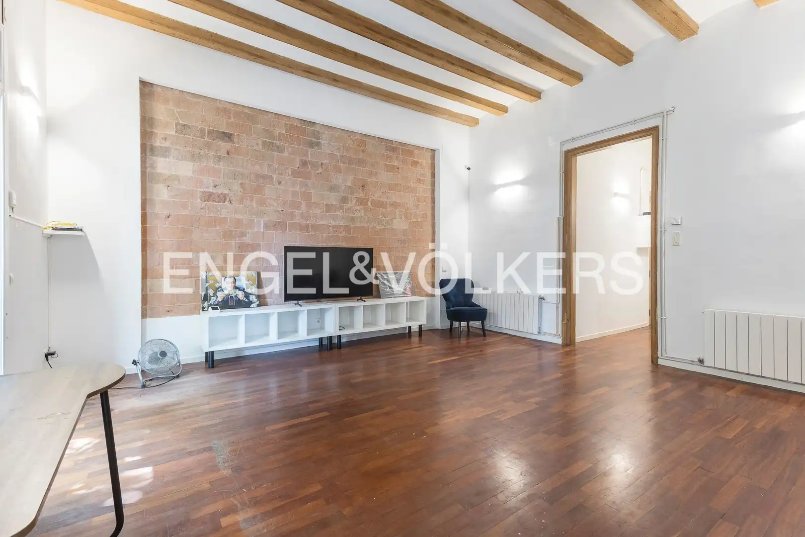 Sala d'estar de Pis en venda en Barcelona amb Aire condicionat, Calefacció i Parquet