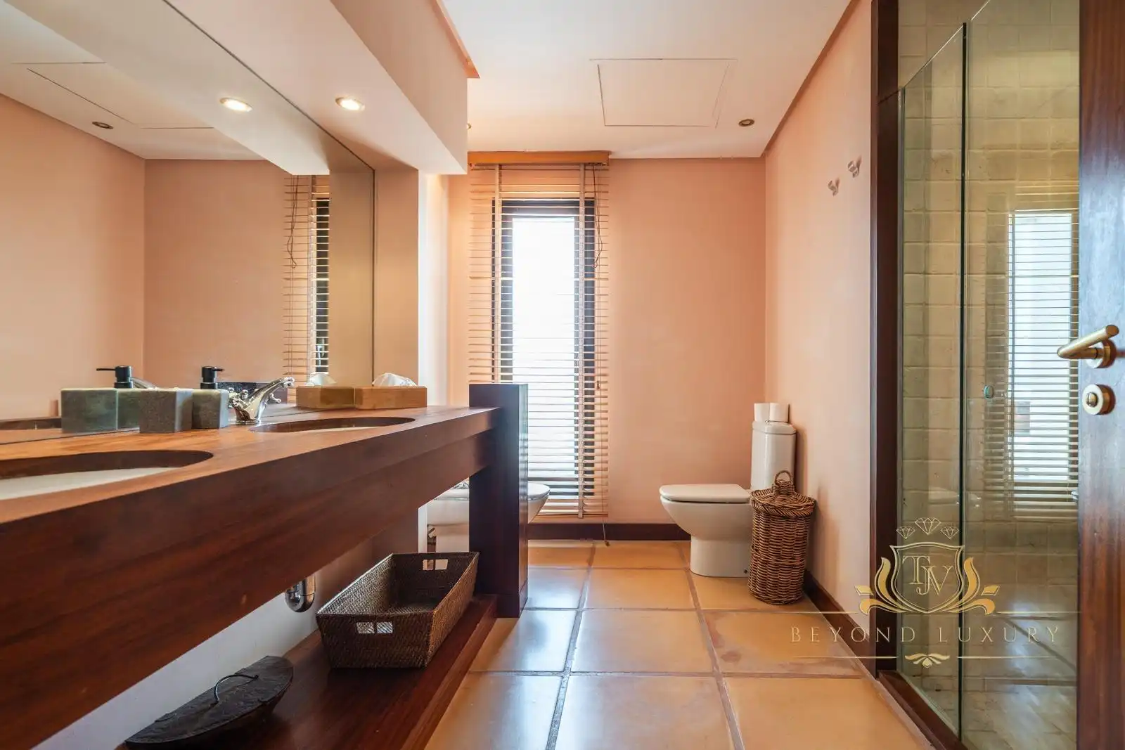 Bathroom of Houses for sale in Eivissa  with Air Conditioner, Private garden and Terrace