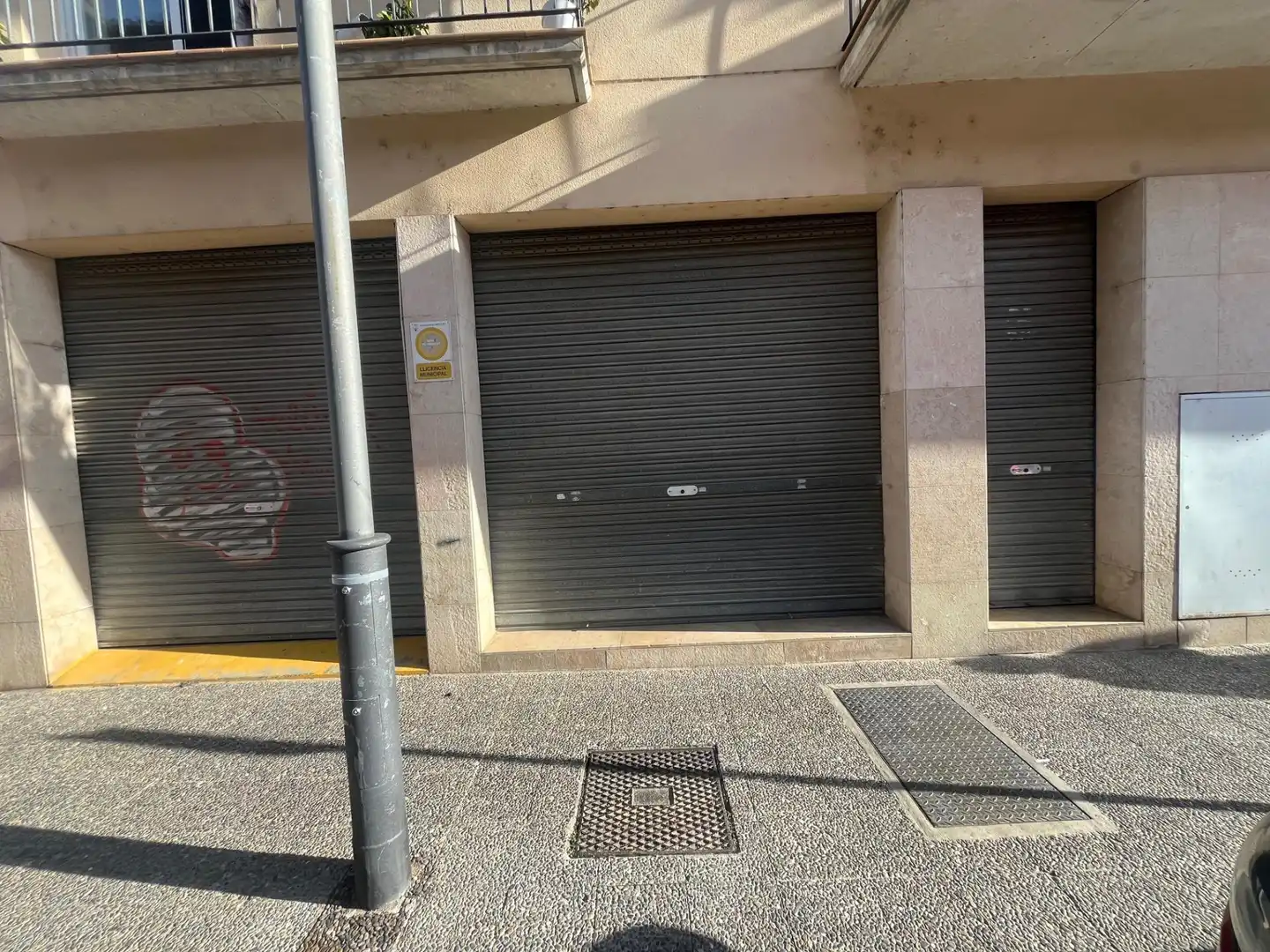 Business premises for sale in 34 Carrer Segimon Folgueroles #bajos local, imagen 5