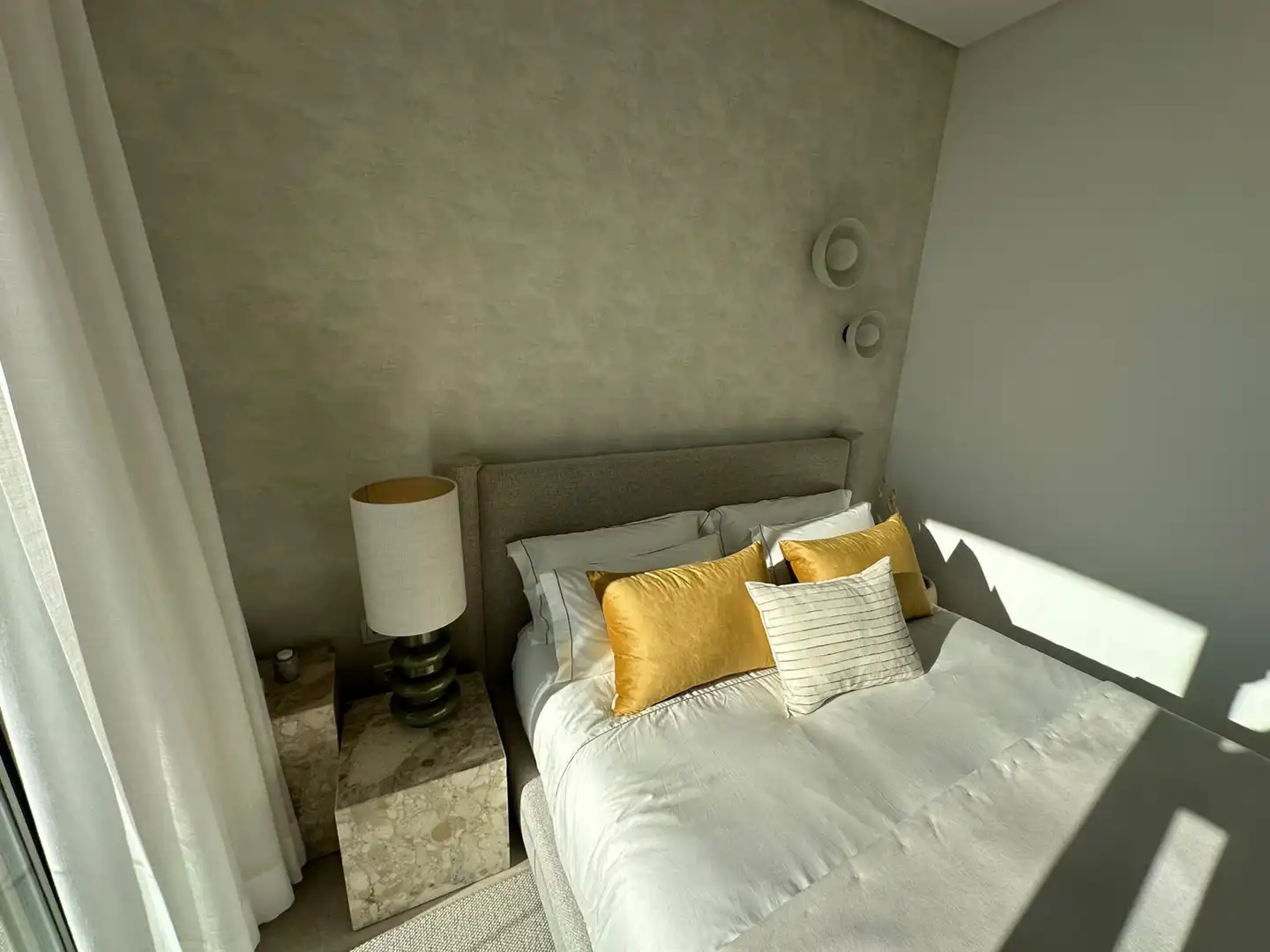 Bedroom of Apartments for rent in Benahavís  with Air Conditioner, Terrace and Swimming Pool