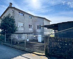 Vista exterior de Casa o xalet en venda en Cerceda amb Jardí privat, Traster i Moblat