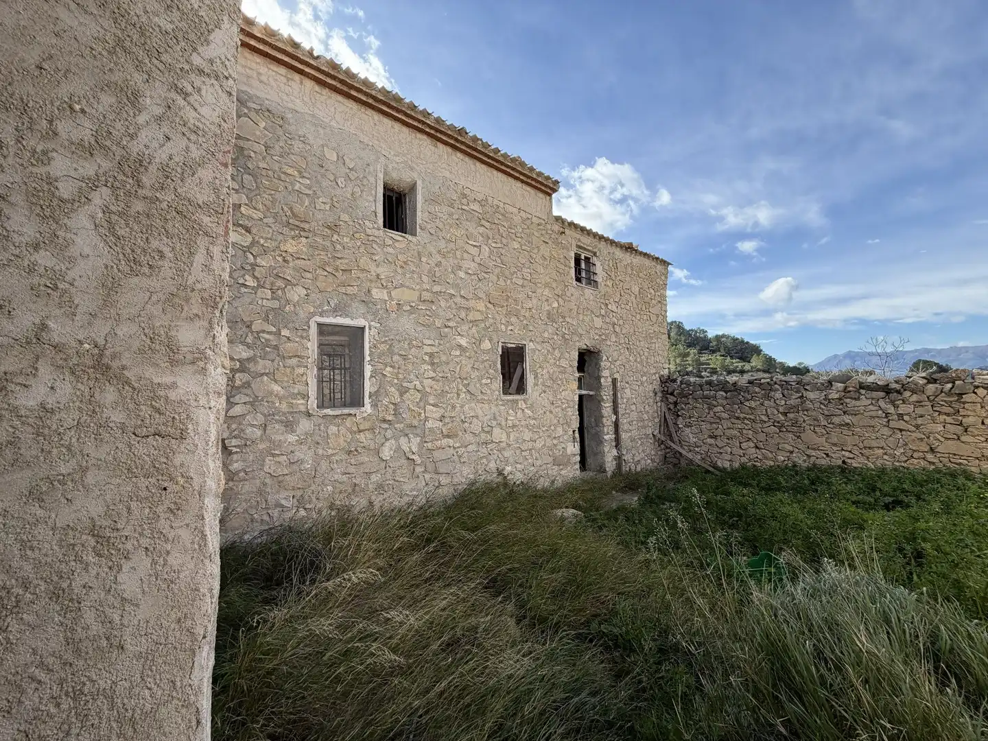Country house with garden for sale in Sella, imagen 9