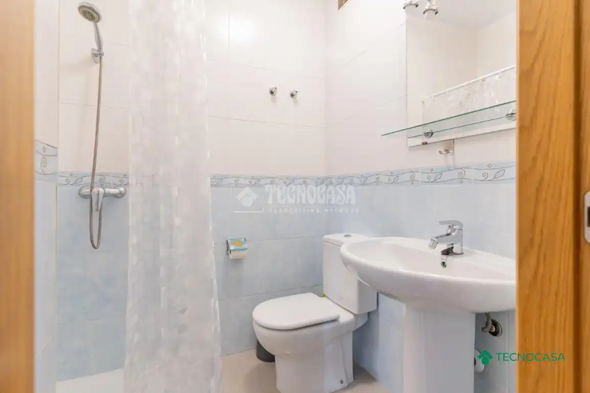 Bathroom of Flat for sale in Roquetas de Mar