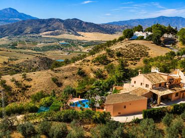 Casa rustica con piscina in vendita a Gibralgalía