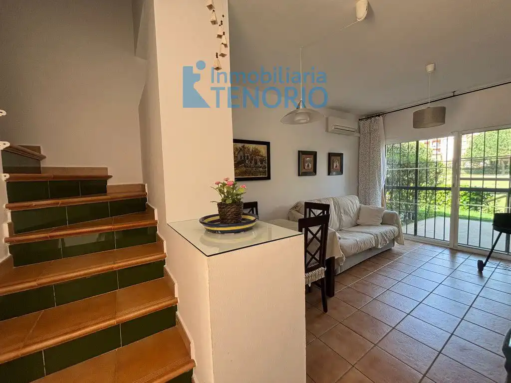 Vista exterior de Casa adosada en venta en Islantilla con Aire acondicionado, Terraza y Trastero