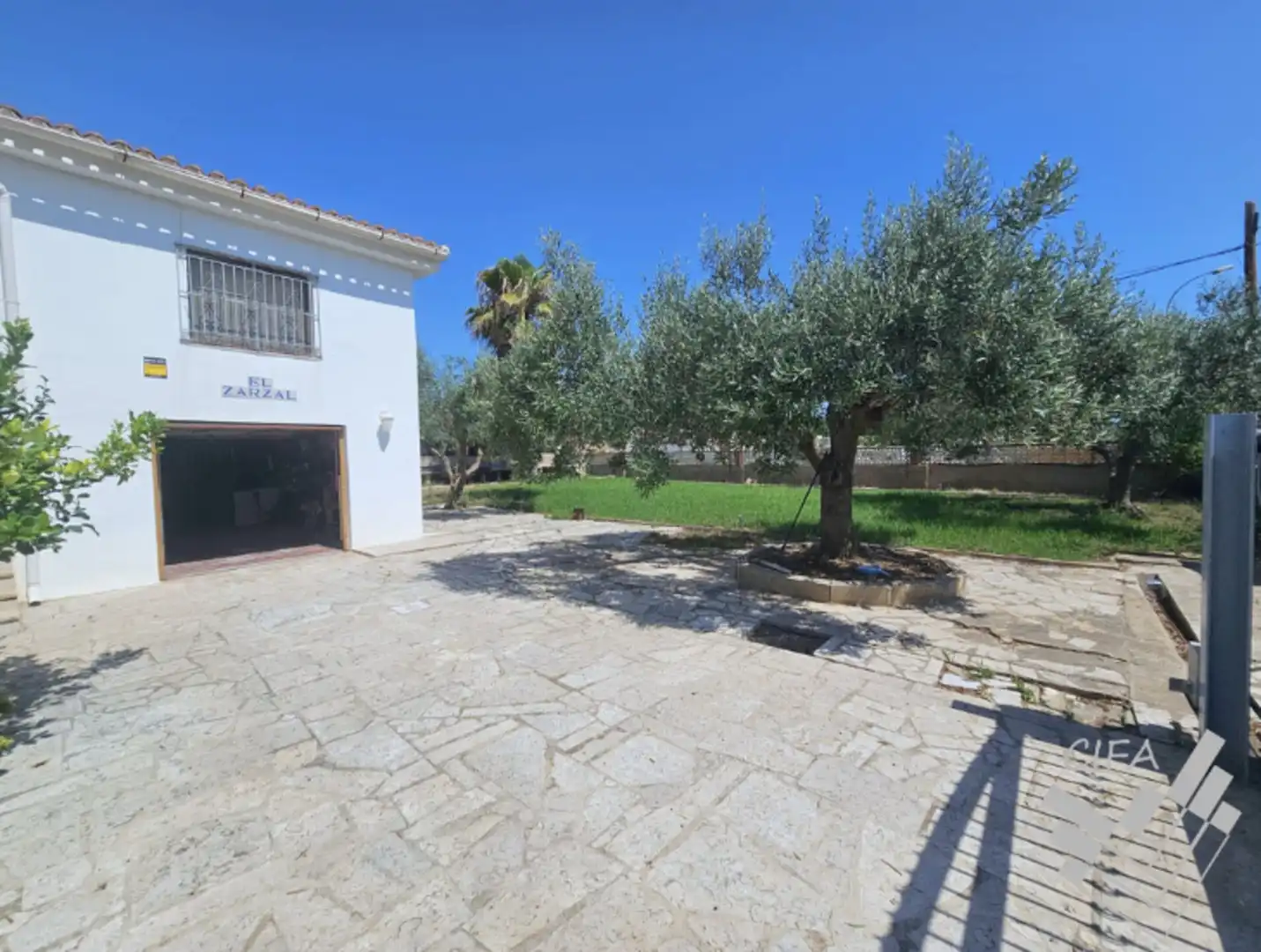 Villa zum Verkauf in Calle Joan Fuster