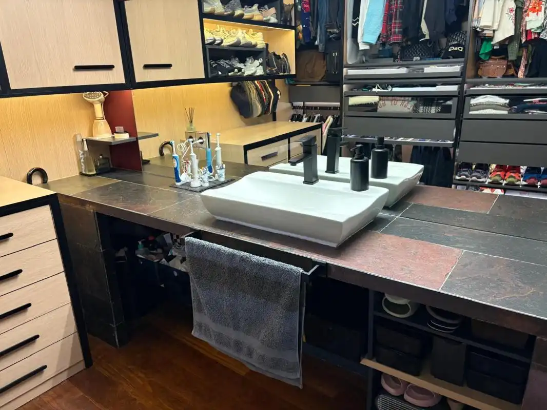 Badezimmer von Maisonette zum Verkauf in Madrid mit Klimaanlage und Heizung