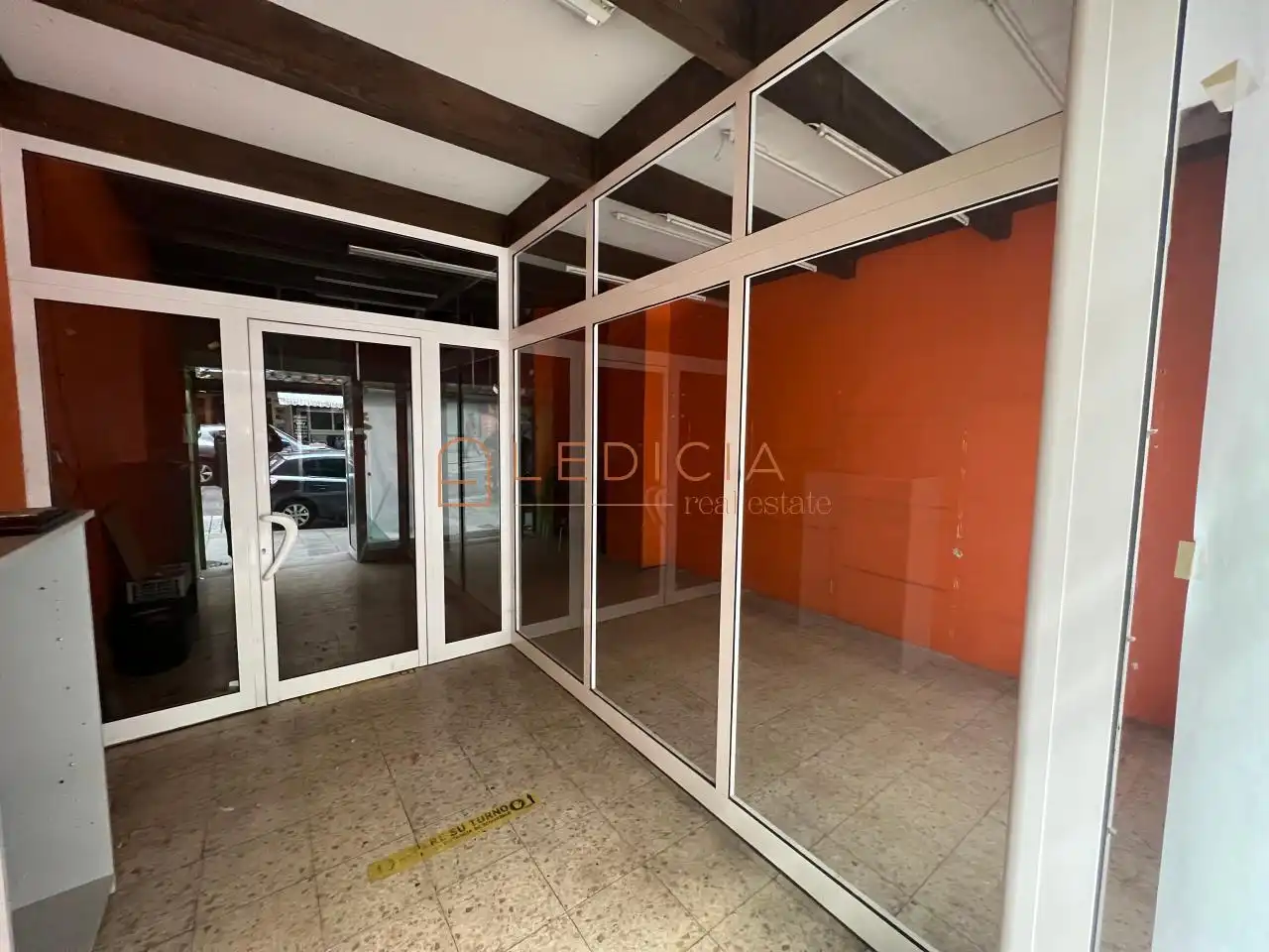 Local comercial de lloguer a Barcelona, imagen 2