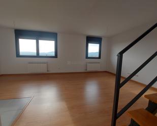 Sala d'estar de Pis en venda en Villamediana de Iregua amb Calefacció, Parquet i Terrassa