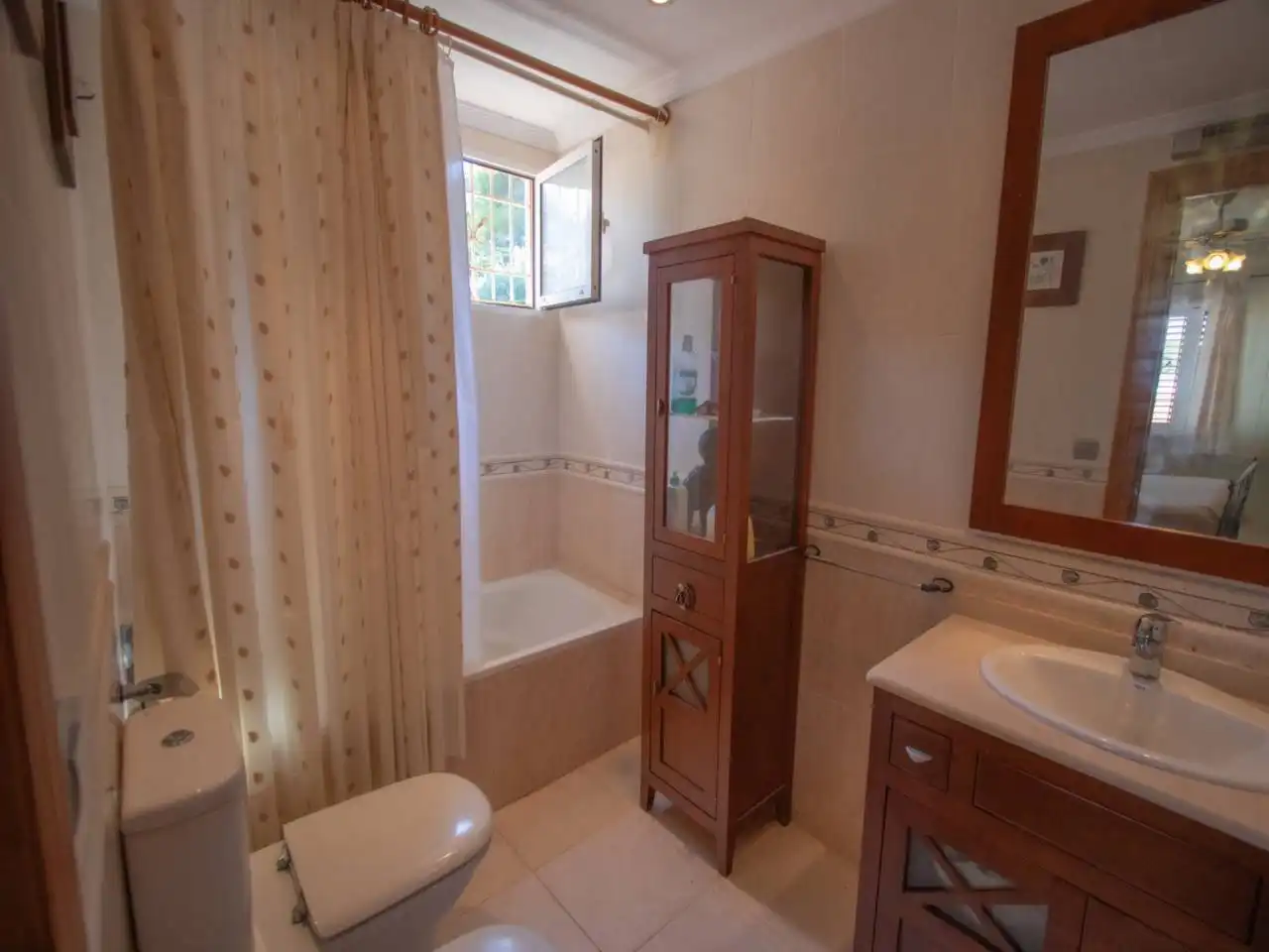 Bany de Casa o xalet en venda en Oropesa del Mar / Orpesa amb Jardí privat, Terrassa i Piscina
