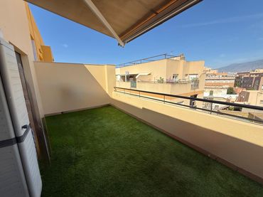 Attique avec ascenseur à vendre à Calle OLIVOS (R) 22