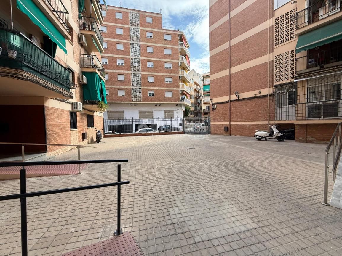 Exterior view of Flat for sale in  Jaén Capital  with Air Conditioner