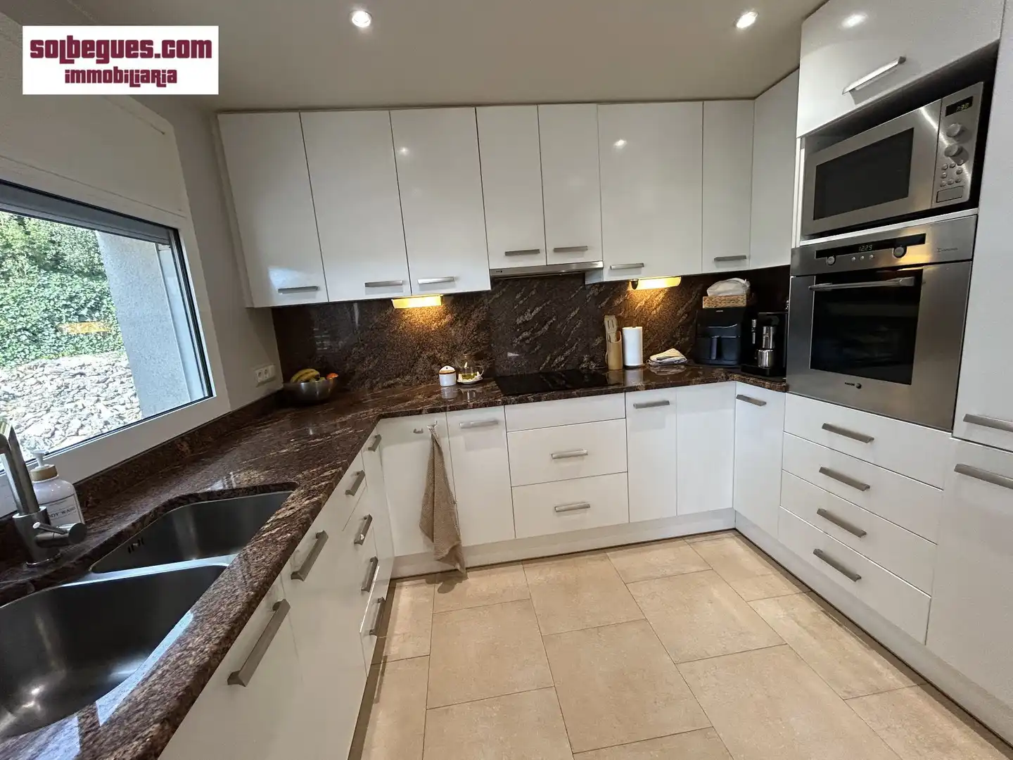 Cocina de Casa o chalet en venta en Begues con Aire acondicionado, Calefacción y Jardín privado