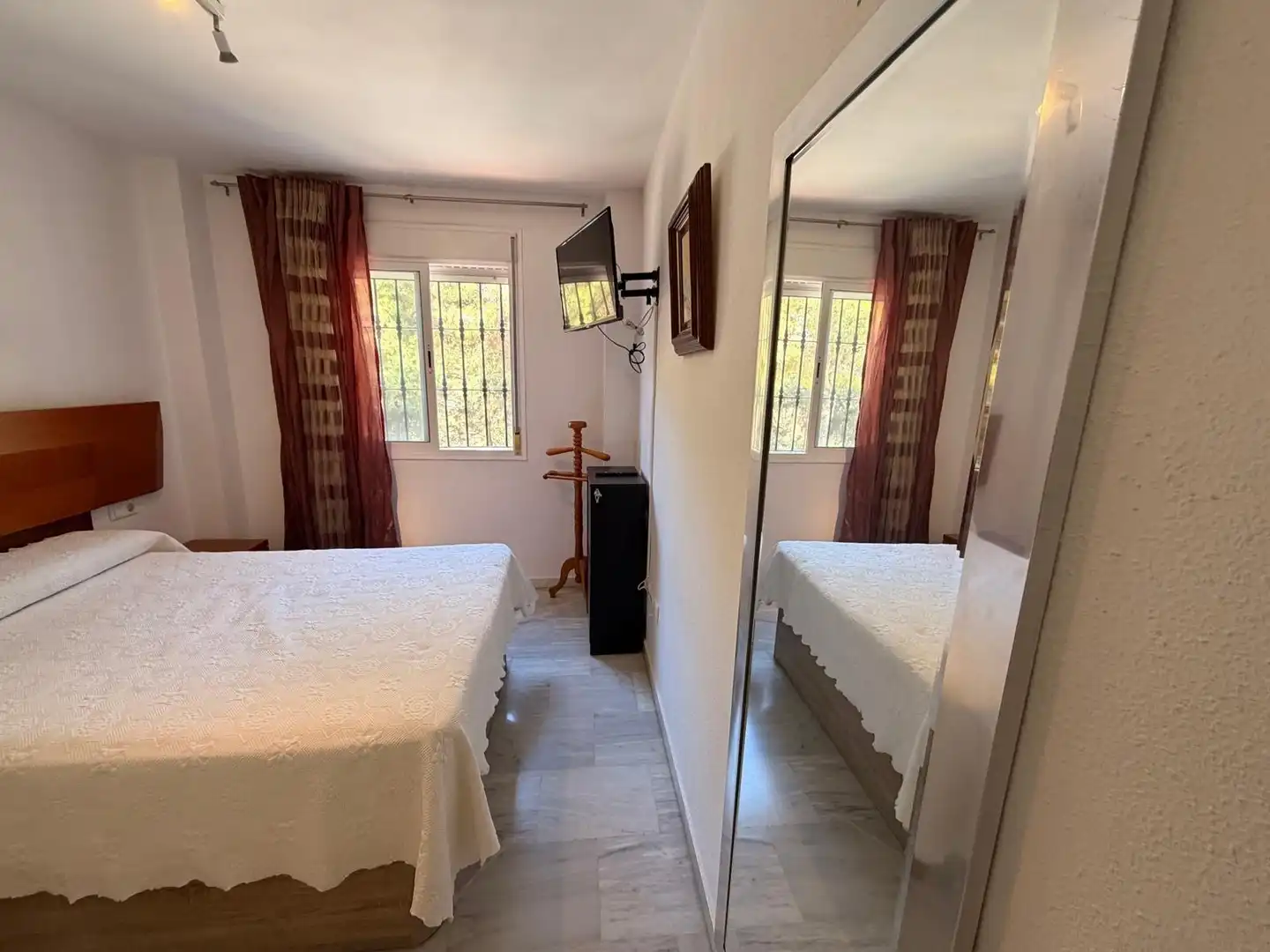 Bedroom of Flat for rent in Benalmádena  with Air Conditioner, Heating and Private garden