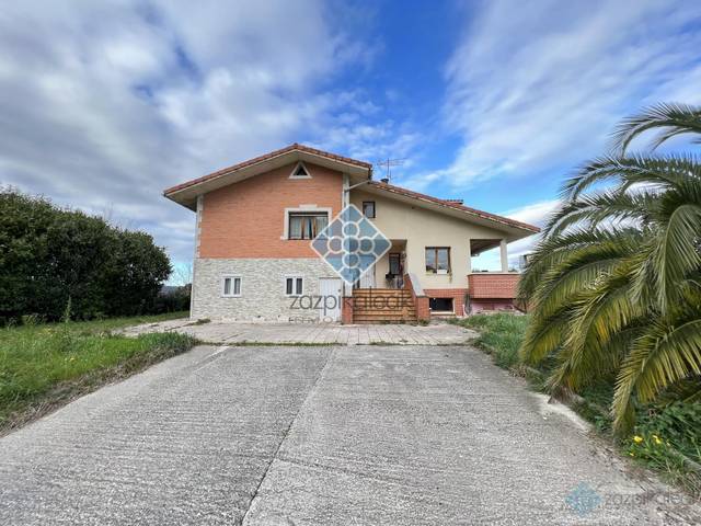 Casa-chalet en Venta en Isuskiza en Plentzia